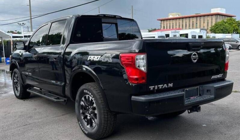 
								Nissan Titan full									