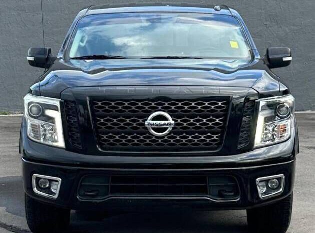 
								Nissan Titan full									