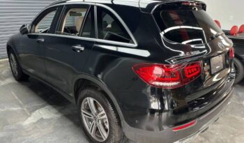 
									Mercedes-Benz GLC full								