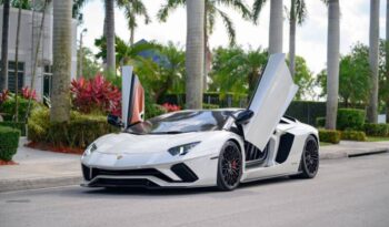 
									Lamborghini Aventador full								