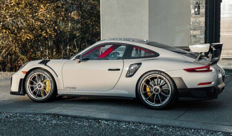 
								Porsche 911 full									