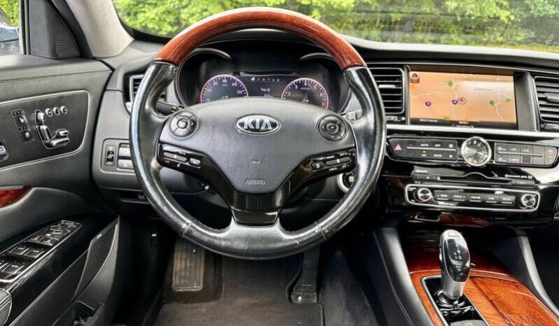 
								Kia K900 full									