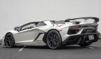 
									Lamborghini Aventador full								