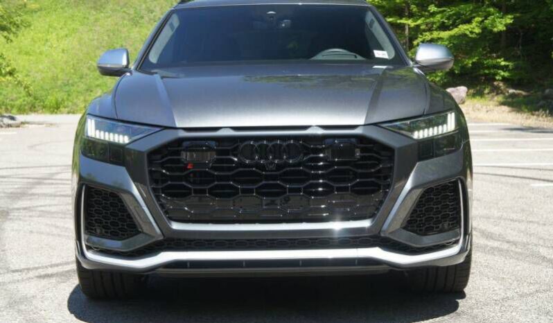 
								Audi RS Q8 full									