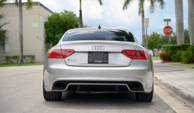 
								Audi RS 5 full									