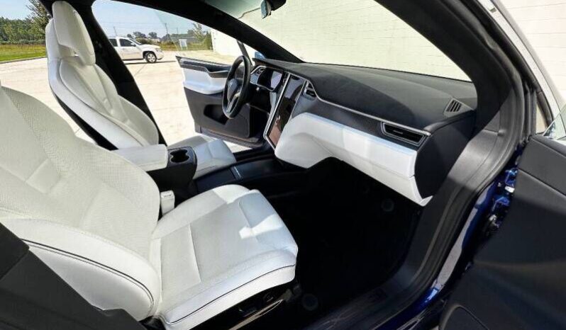 
								Tesla Model X full									