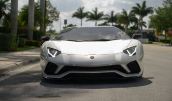 
									Lamborghini Aventador full								