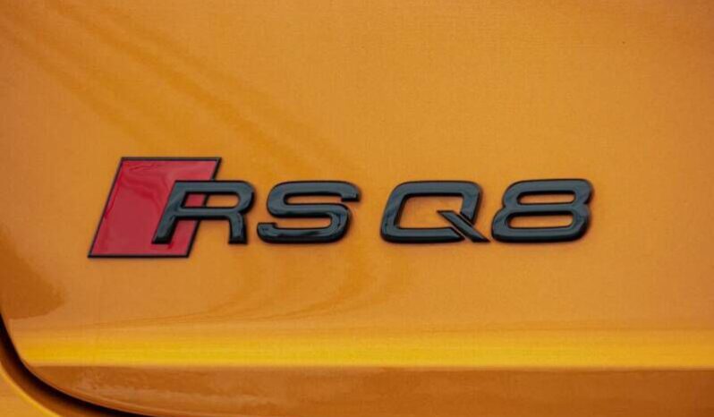 
								Audi RS Q8 full									