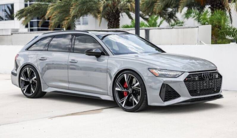 
								Audi RS 6 Avant full									