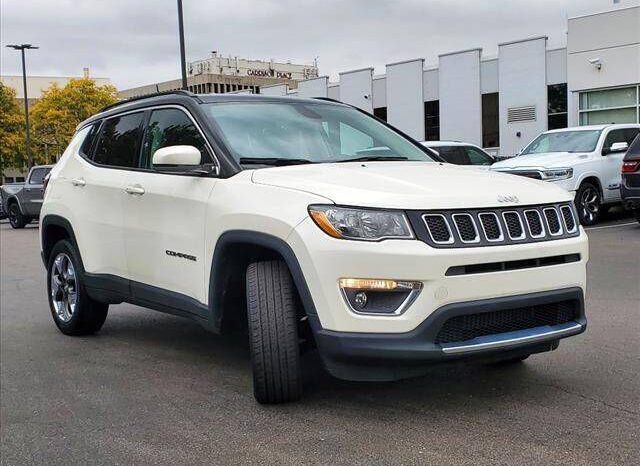 
								Jeep Compass full									