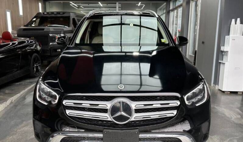 
								Mercedes-Benz GLC full									