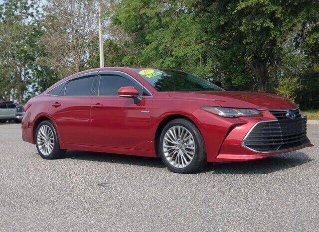 
								Toyota Avalon Hybrid full									