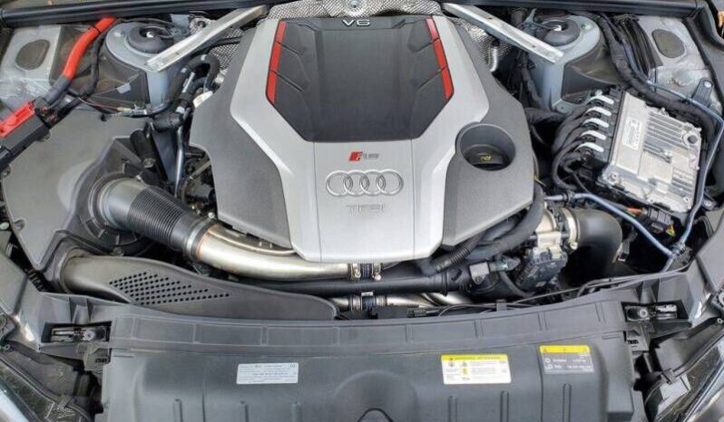 
								Audi RS 5 full									