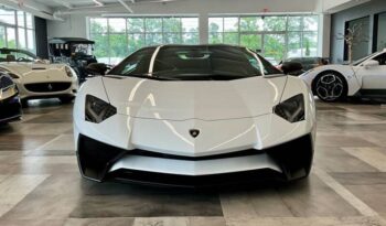 
									Lamborghini Aventador full								