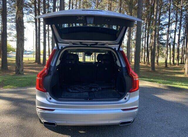 
								Volvo XC90 Recharge full									