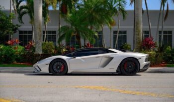 
									Lamborghini Aventador full								