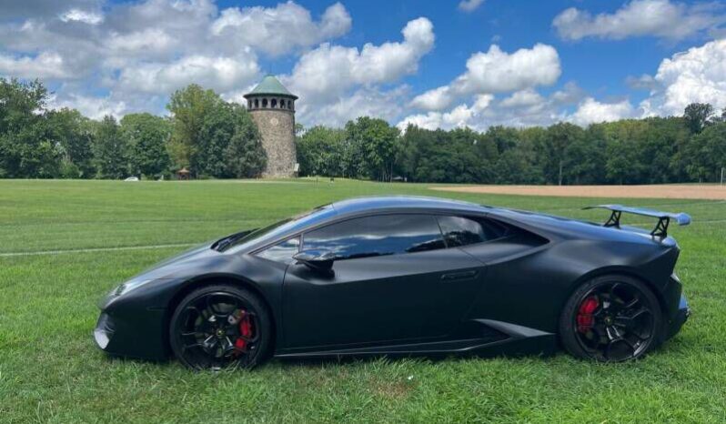 
								Lamborghini Huracan full									