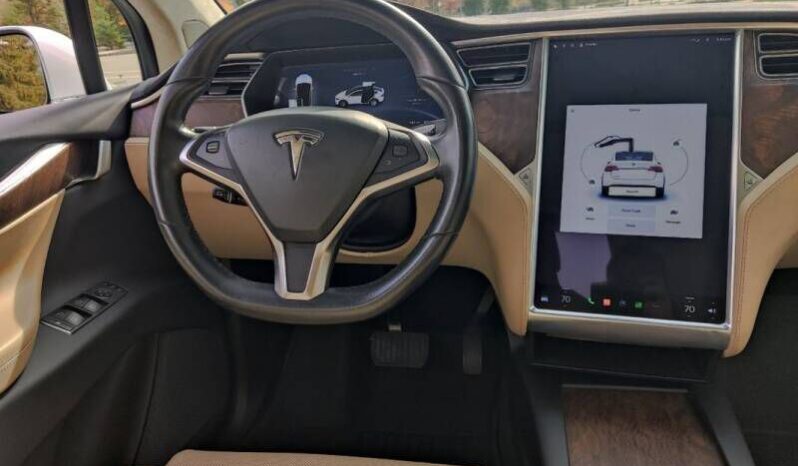 
								Tesla Model X full									