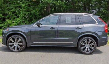 
									Volvo XC90 Recharge full								