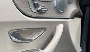 
									Mercedes-Benz E-Class full								