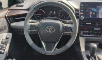 
									Toyota Avalon Hybrid full								