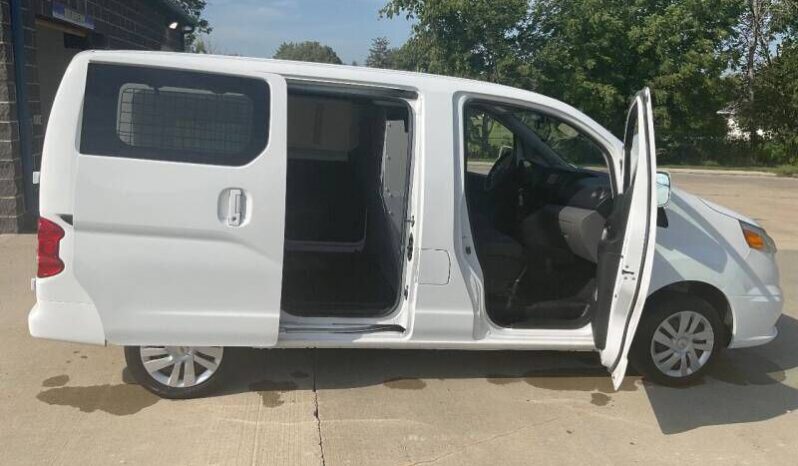 
								Chevrolet City Express full									