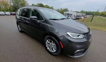 
									Chrysler Pacifica full								