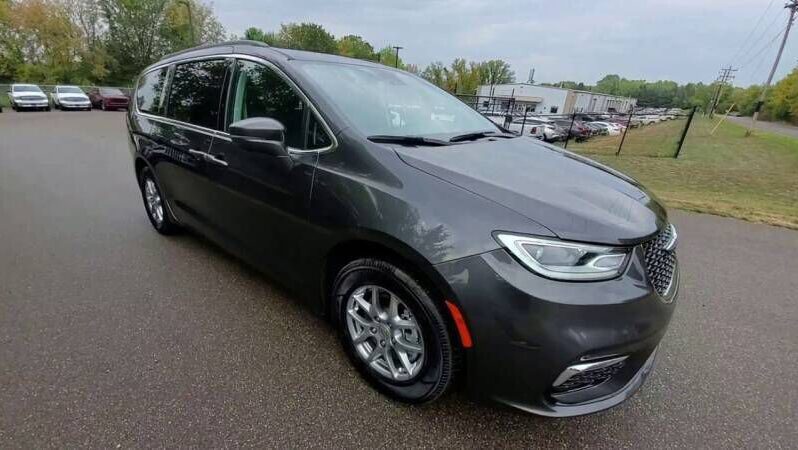 
								Chrysler Pacifica full									