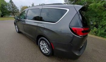 
									Chrysler Pacifica full								