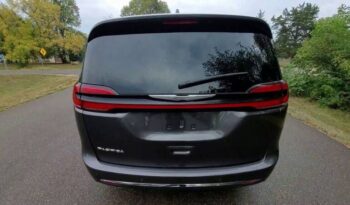 
									Chrysler Pacifica full								