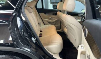 
									Mercedes-Benz GLC full								