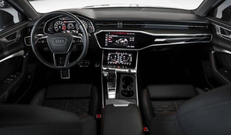 
								Audi RS 6 Avant full									