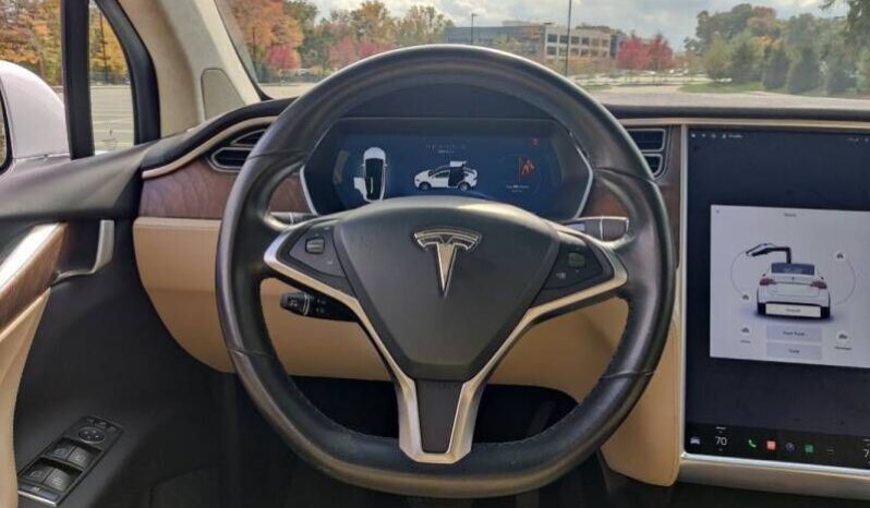 
								Tesla Model X full									