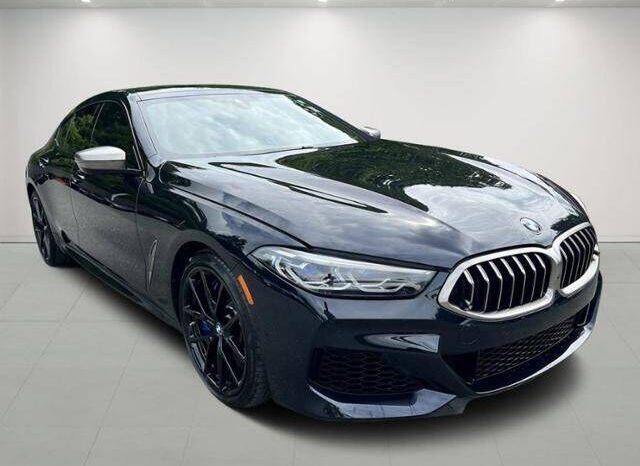 
								BMW 8 Series full									