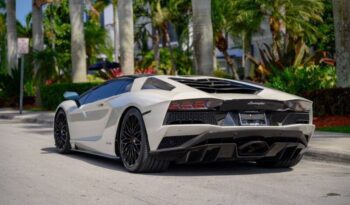 
									Lamborghini Aventador full								