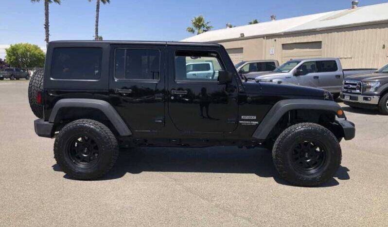 
								Jeep Wrangler JK Unlimited full									