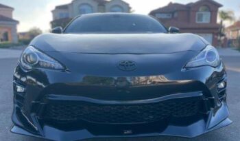 
									Toyota 86 full								