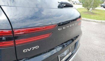 
									Genesis Electrified GV70 full								