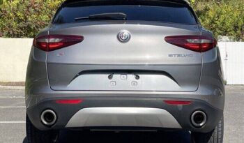 
									Alfa Romeo Stelvio full								