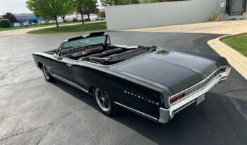 
									Pontiac Bonneville full								