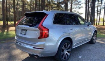 
									Volvo XC90 Recharge full								