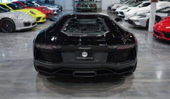 
									Lamborghini Aventador full								