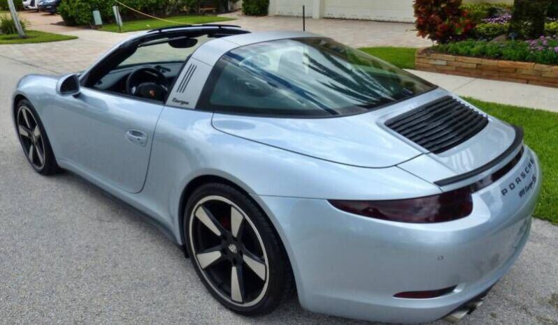 
								Porsche 911 full									