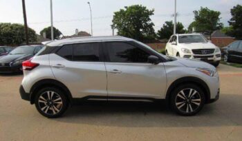 
									Nissan Kicks full								