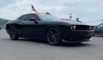 
									Dodge Challenger full								