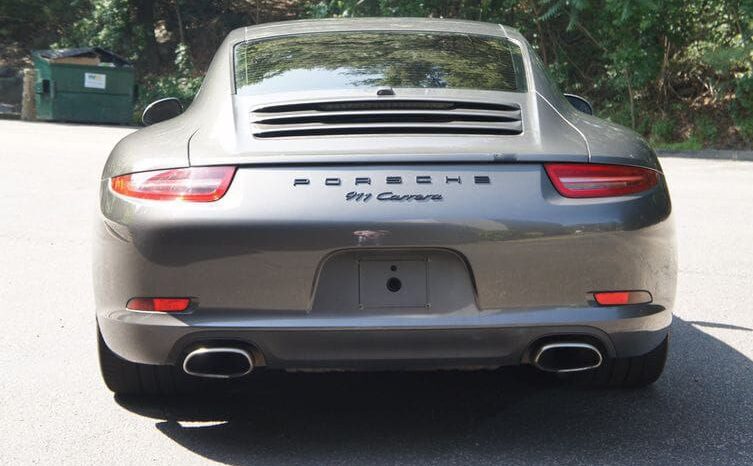 
								Porsche 911 Carrera full									