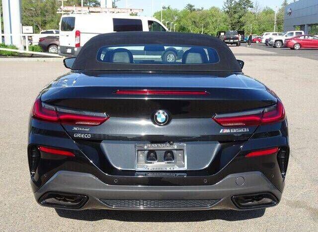 
								BMW 8 Series full									