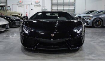 
									Lamborghini Aventador full								