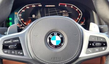 
									BMW 8 Series full								