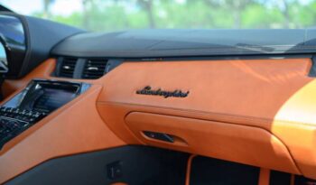 
									Lamborghini Aventador full								